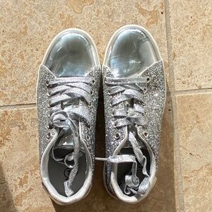 Silver Glitter Women size 7 Tennis Casual Flat Shoe Faux Leather New Years Shoe
